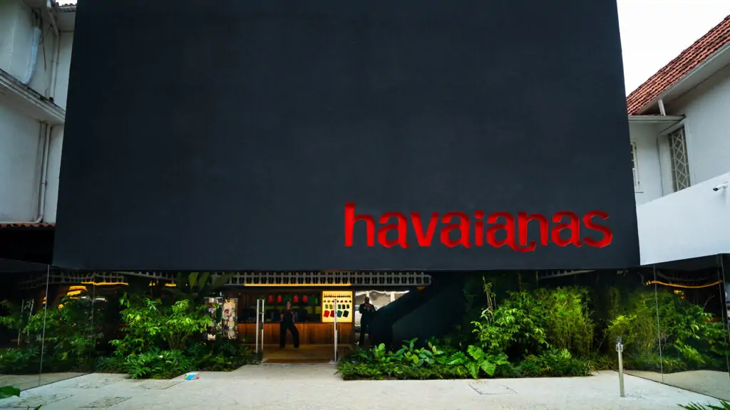 Havaianas, obra Saeng Engenharia